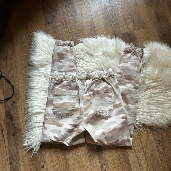 AMERICAN EAGLE Camo High-Waisted Jegging Jogger - Picture 5 of 5
